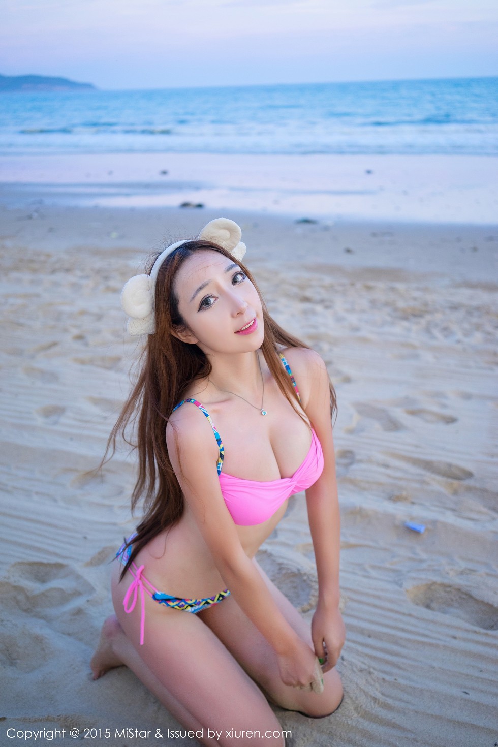[MiStar魅妍社]Vol.023_嫩模黄歆苑Chobits性感比基尼系列豪乳诱惑写真60P