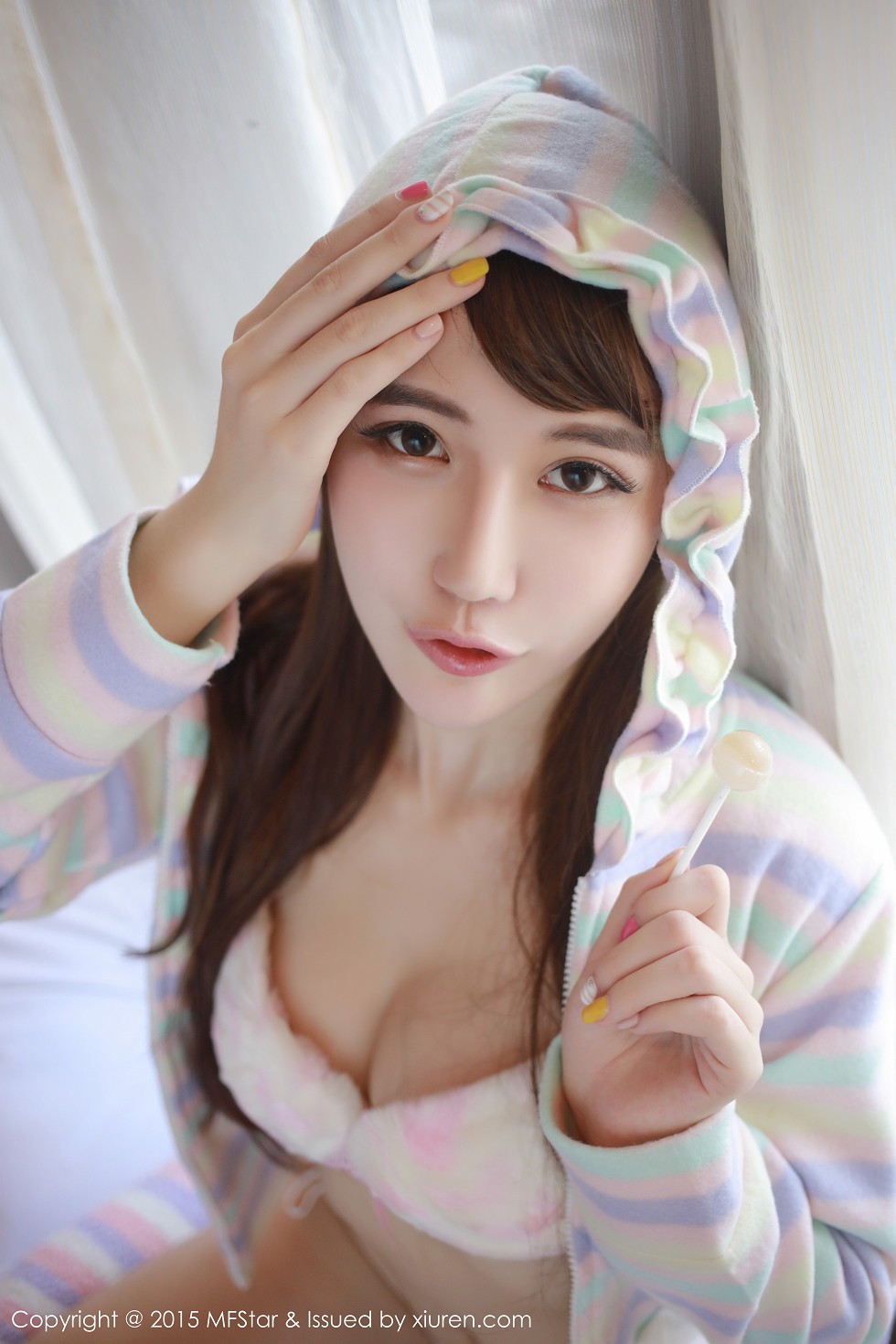 [MFStar模范学院]Vol.027_熊吖BOBO龙目岛旅拍黑色内衣秀美乳完美身材写真54P