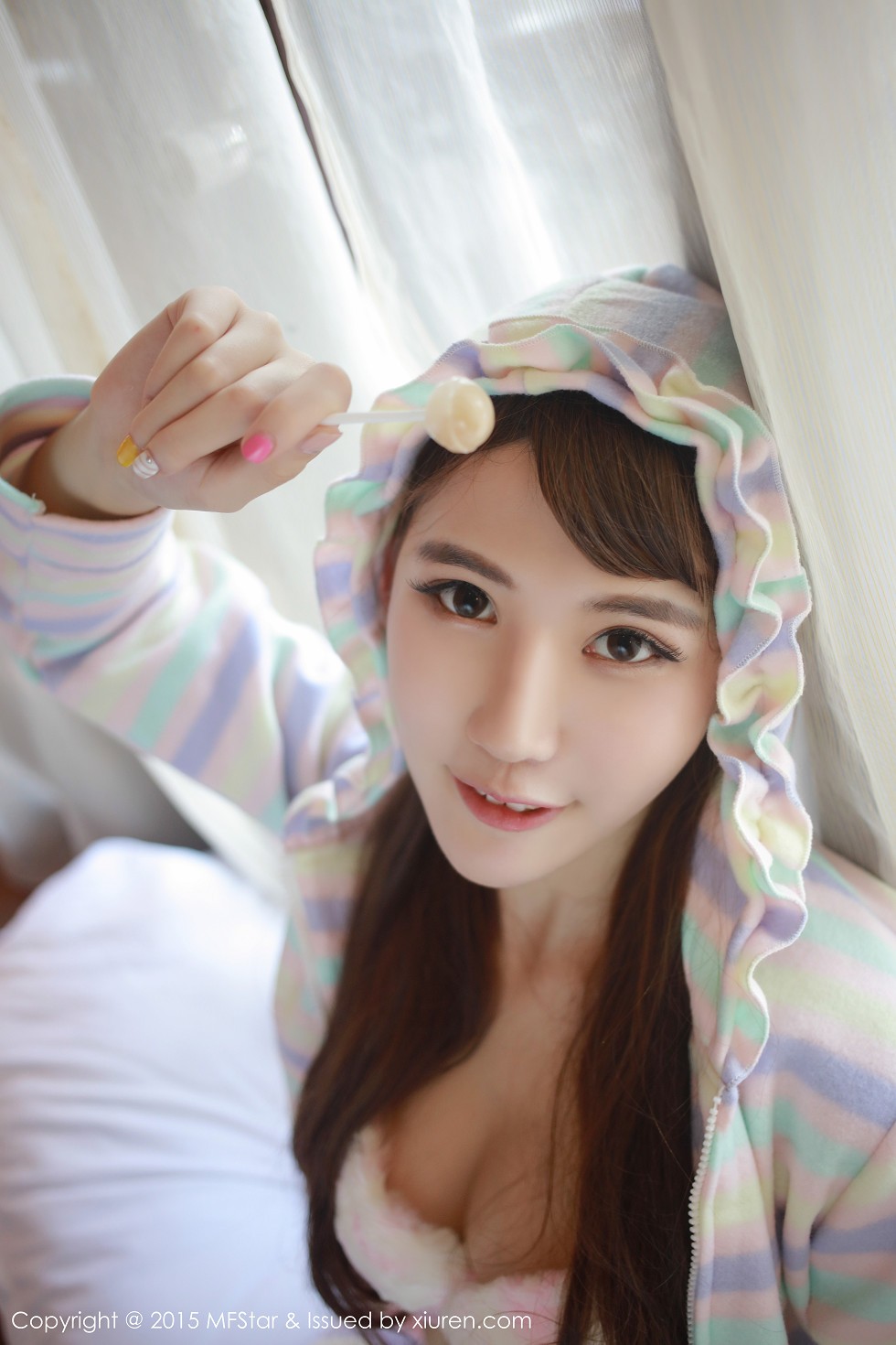 [MFStar模范学院]Vol.027_熊吖BOBO龙目岛旅拍黑色内衣秀美乳完美身材写真54P