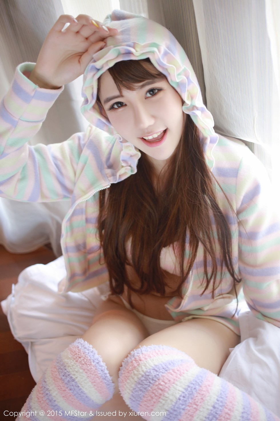 [MFStar模范学院]Vol.027_熊吖BOBO龙目岛旅拍黑色内衣秀美乳完美身材写真54P