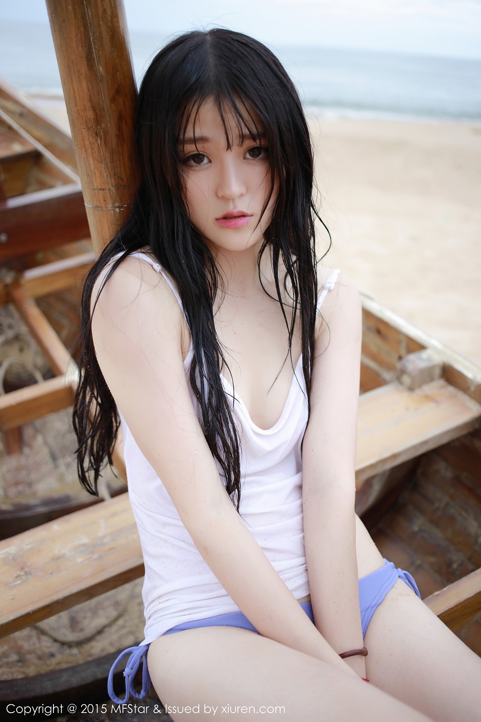 [MFStar模范学院]Vol.029_嫩模伊小七MoMo白嫩肌肤诱人酮体大胆诱惑写真51P