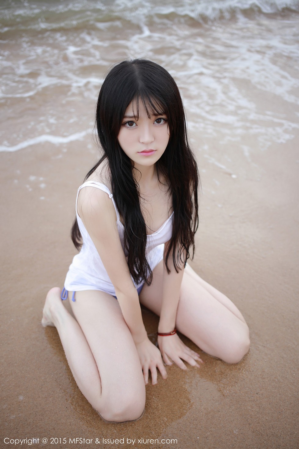 [MFStar模范学院]Vol.029_嫩模伊小七MoMo白嫩肌肤诱人酮体大胆诱惑写真51P