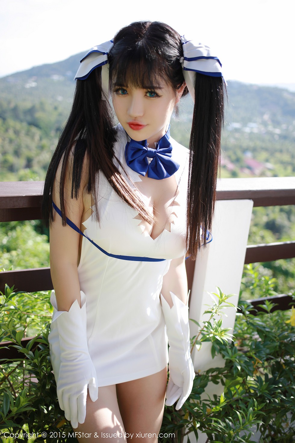 [MFStar模范学院]Vol.036_萌妹徐cake白色开档短裙迷人豪乳性感翘臀写真50P