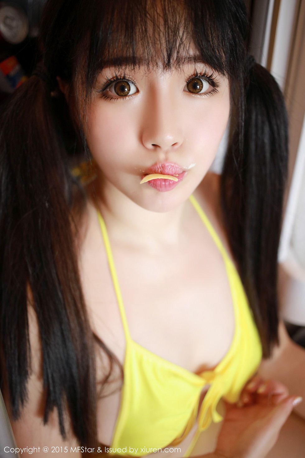 [MFStar模范学院]Vol.036_萌妹徐cake白色开档短裙迷人豪乳性感翘臀写真50P
