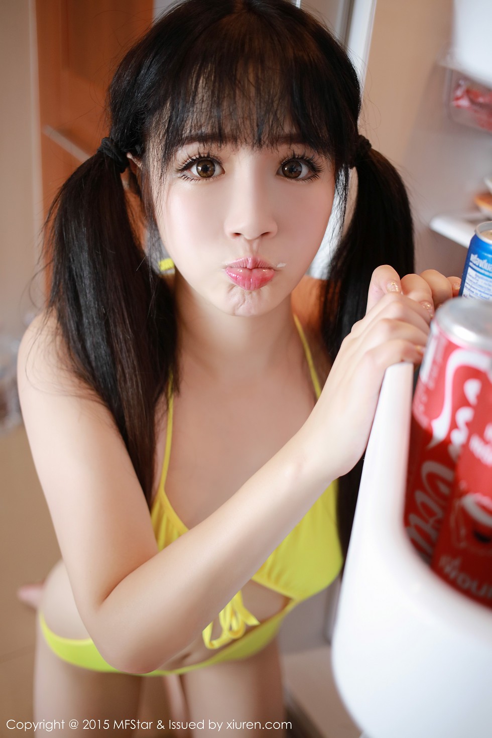 [MFStar模范学院]Vol.036_萌妹徐cake白色开档短裙迷人豪乳性感翘臀写真50P
