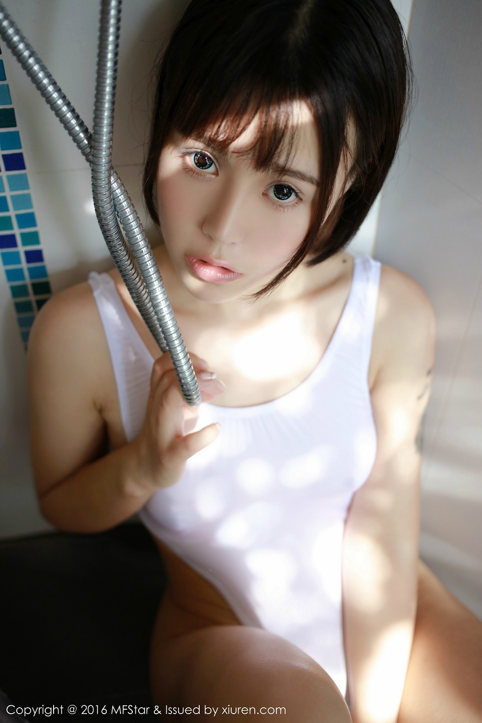 [MFStar模范学院]Vol.040_Evelyn艾莉苏梅旅拍白色死库水真空凸点湿身诱惑51P