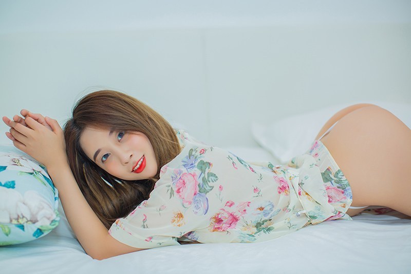 极品嫩模筱慧娇躯隐现让人疯让人狂(图47)