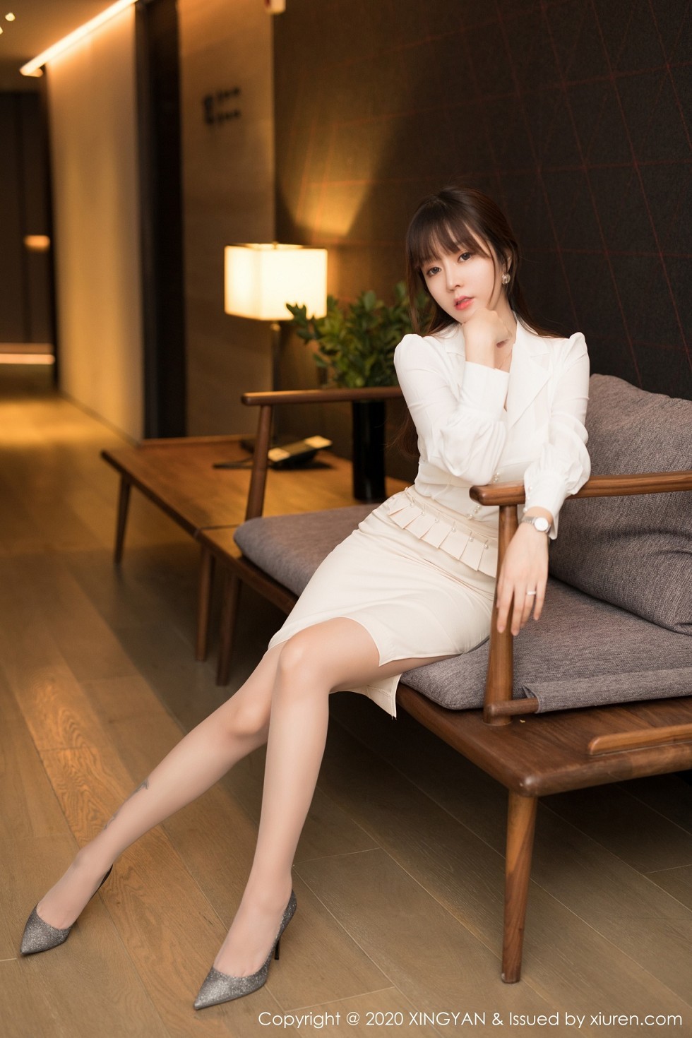 [XINGYAN星颜社]VOL.136_女神王雨纯私房性感白色内衣配超薄肉丝裤袜完美诱惑写真65P