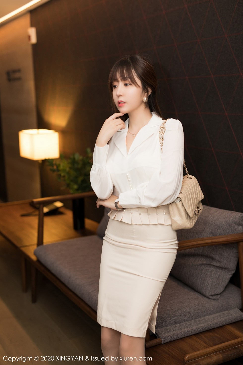 [XINGYAN星颜社]VOL.136_女神王雨纯私房性感白色内衣配超薄肉丝裤袜完美诱惑写真65P