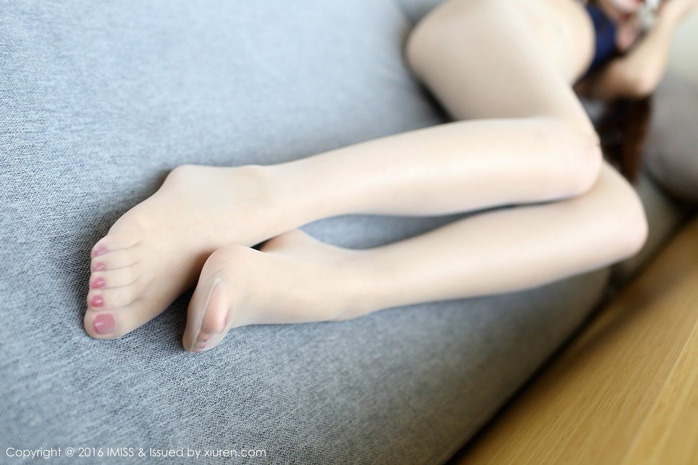 [IMISS爱蜜社]Vol.123_嫩模Winki丝姬真空肉丝裤袜性感美腿完美诱惑写真113P