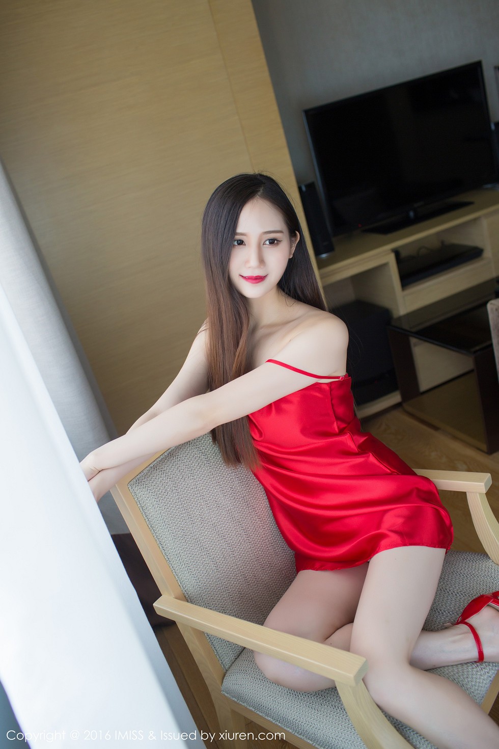 [IMISS爱蜜社]Vol.124_气质女神SISY思粉色性感内衣秀完美身材性感迷人写真52P
