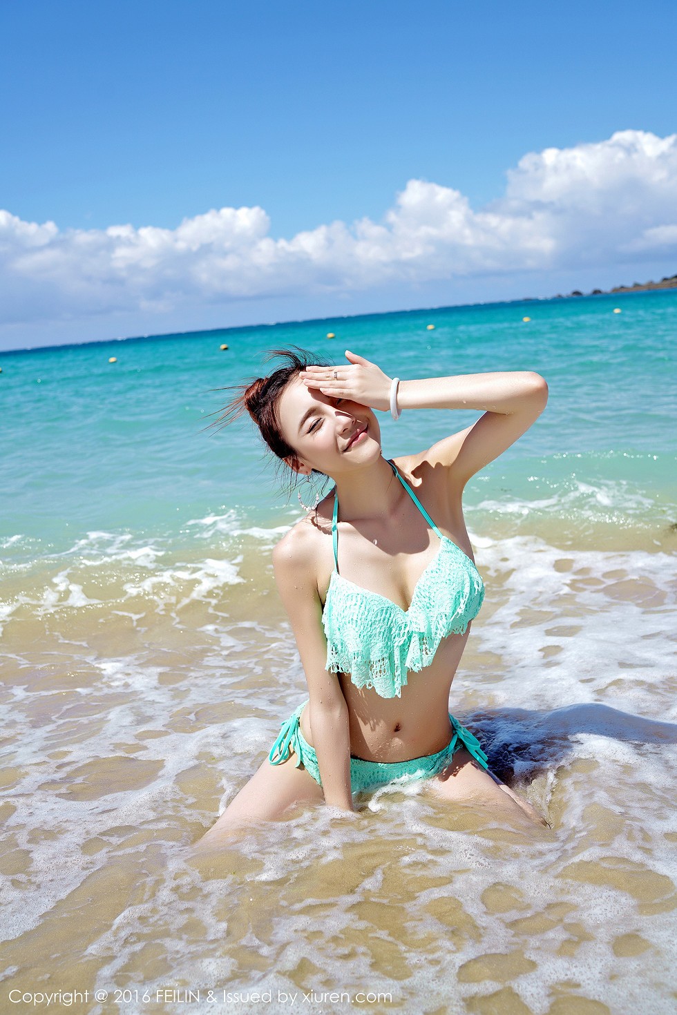 [FeiLin嗲囡囡]VOL.044_嫩模Hana妹海边沙滩性感比基尼秀完美身材写真49P