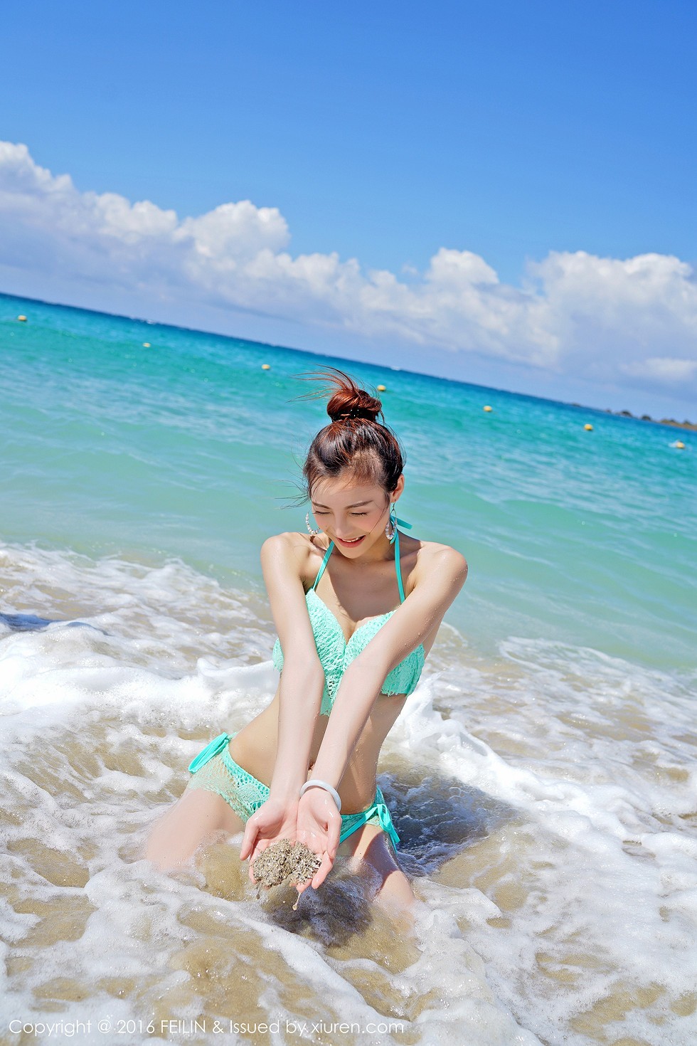 [FeiLin嗲囡囡]VOL.044_嫩模Hana妹海边沙滩性感比基尼秀完美身材写真49P
