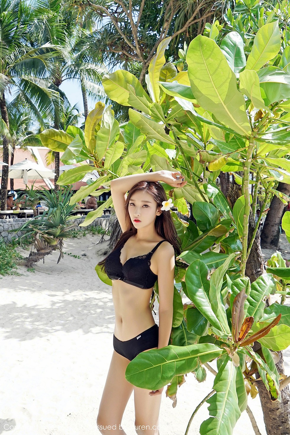 [FeiLin嗲囡囡]VOL.049_嫩模李筱乔jo半撩内衣秀豪乳完美身材性感迷人写真54P