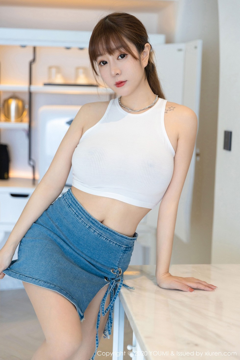 [HuaYang花漾]Vol.270a_嫩模王雨纯性感白色内衣配牛仔短裙半脱秀火辣身材诱惑写真83P