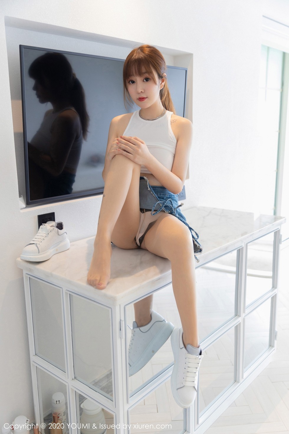 [HuaYang花漾]Vol.270a_嫩模王雨纯性感白色内衣配牛仔短裙半脱秀火辣身材诱惑写真83P