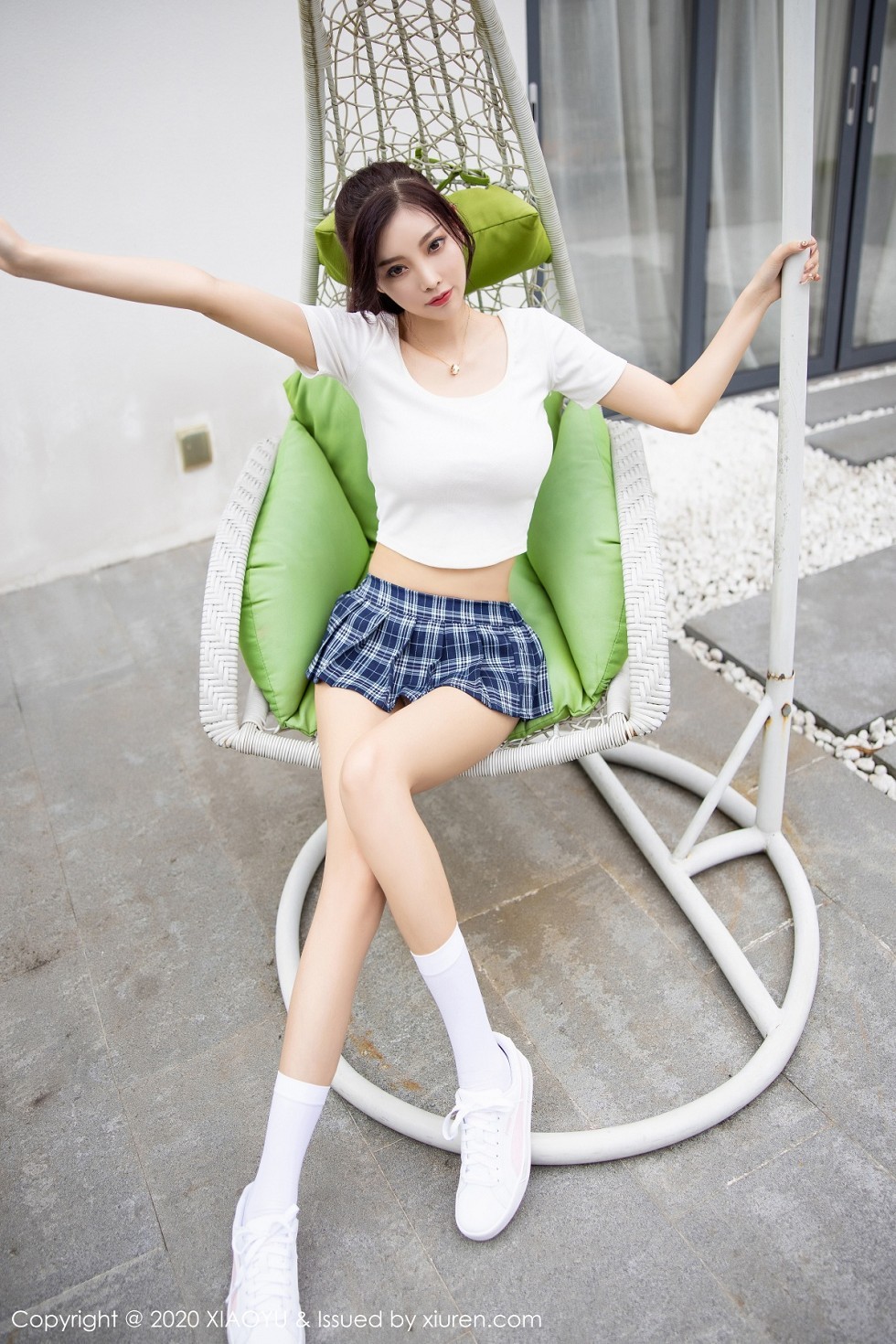 [XiaoYu画语界]Vol.343_女神杨晨晨sugar阳朔旅拍格子JK短裙秀完美身材诱惑写真64P