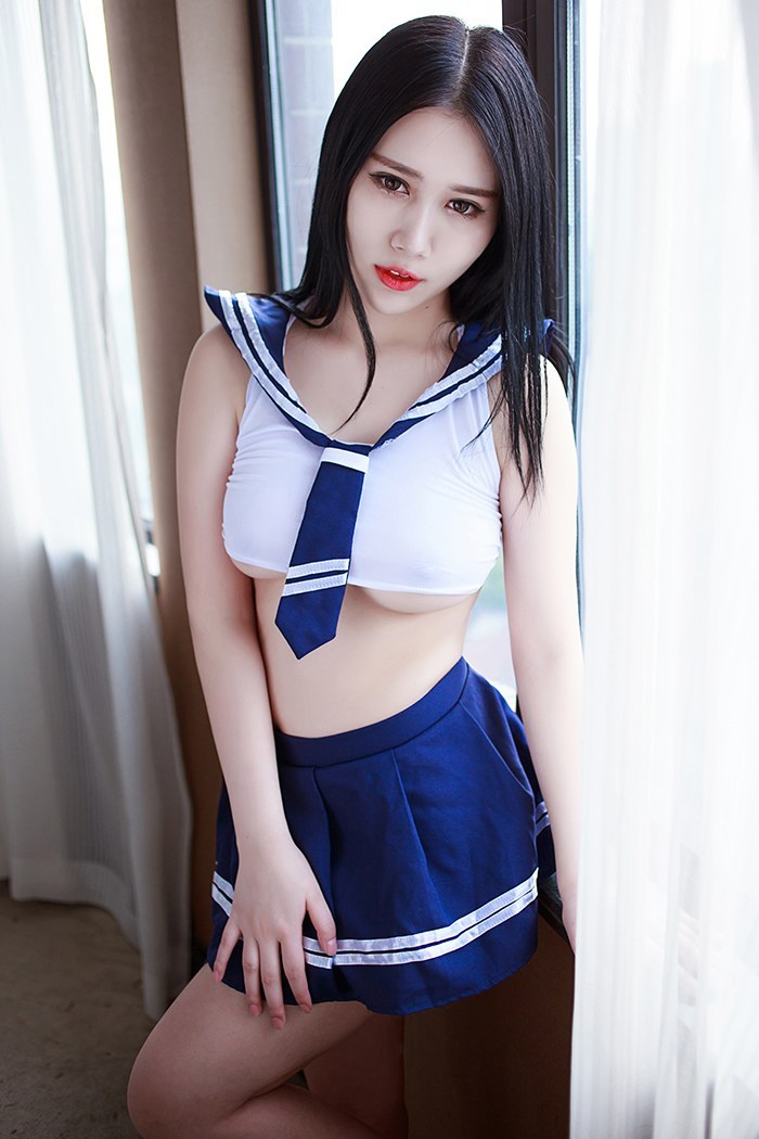 性感尤物轻褪制服手捧双乳诱惑足(图6)
