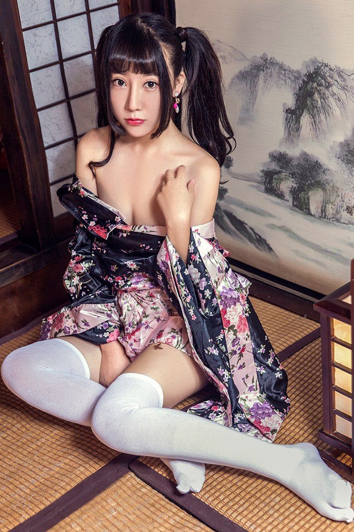 爆乳笑妹子千娇百媚胸器呼之欲出(图13)