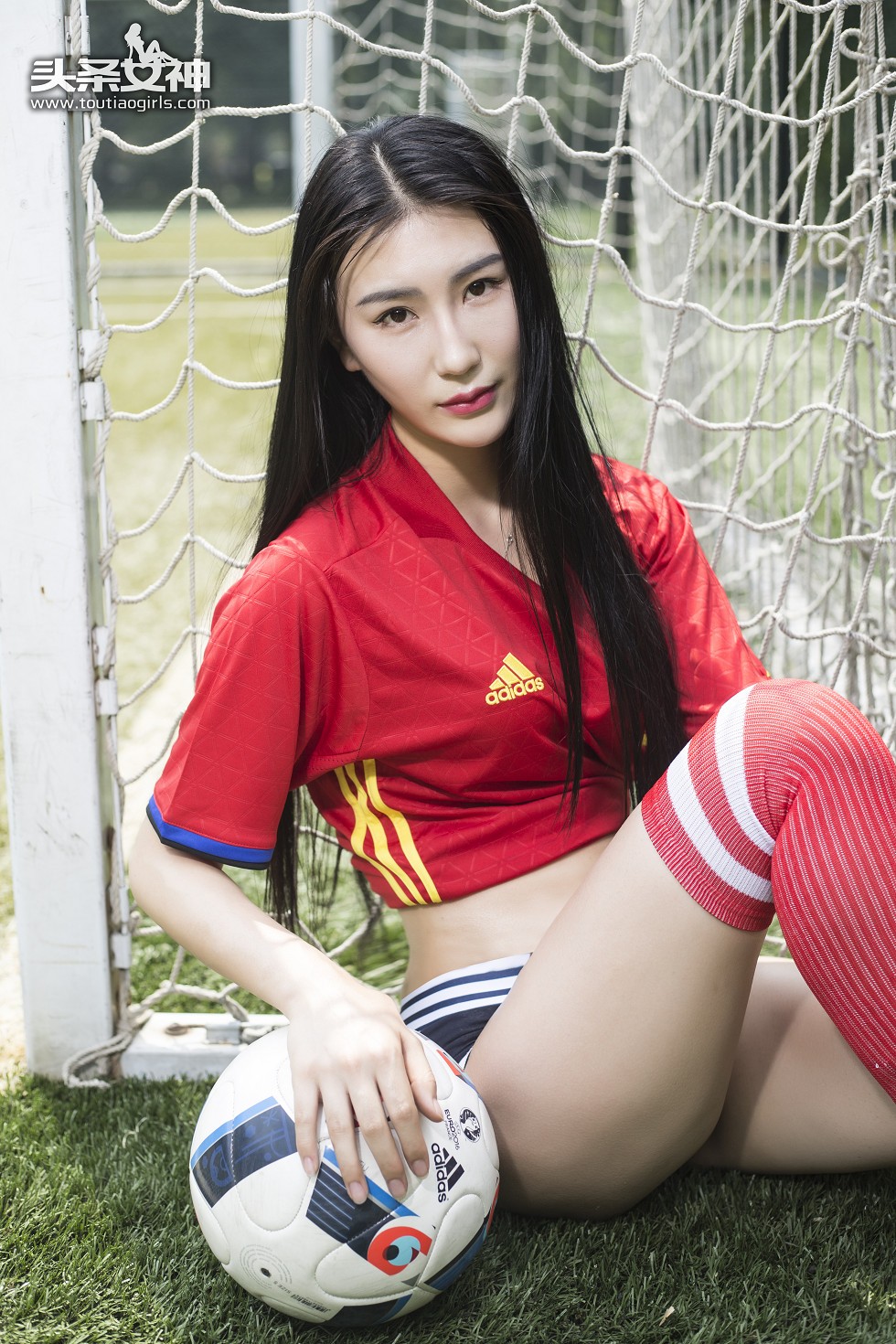 [Toutiao头条女神]No.042_嫩模菲儿欧洲杯足球宝贝合集性感火辣写真22P