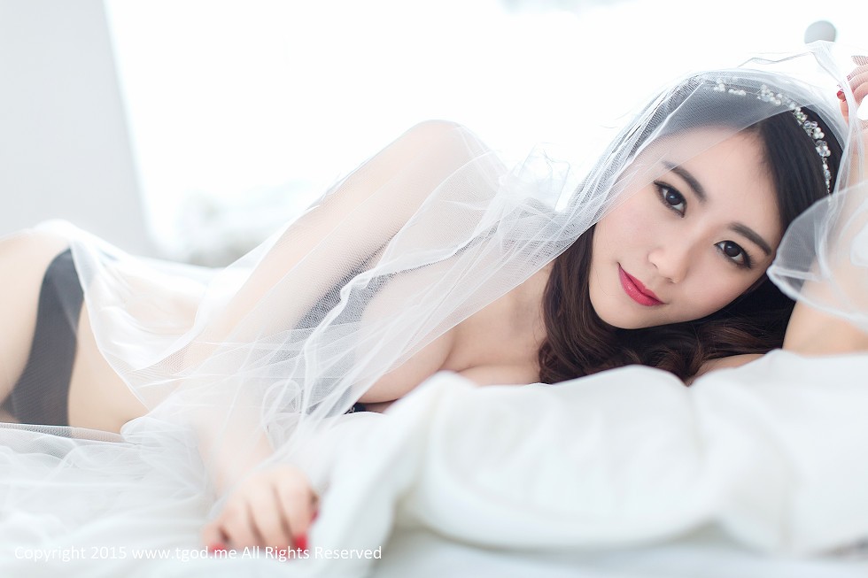 [TGOD推女神]2015.04.20_嫩模邓雪Sweet黑色蕾丝内裤诱惑翘臀性感美胸写真41P
