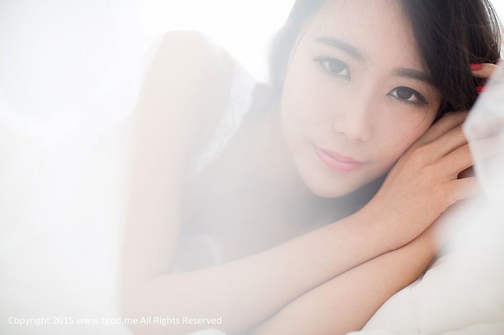 [TGOD推女神]2015.04.20_嫩模邓雪Sweet黑色蕾丝内裤诱惑翘臀性感美胸写真41P