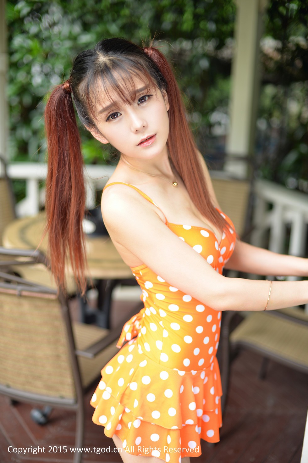 [TGOD推女神]2015.07.08_新人模特小九的少女日志连身短裙性感豪乳写真41P