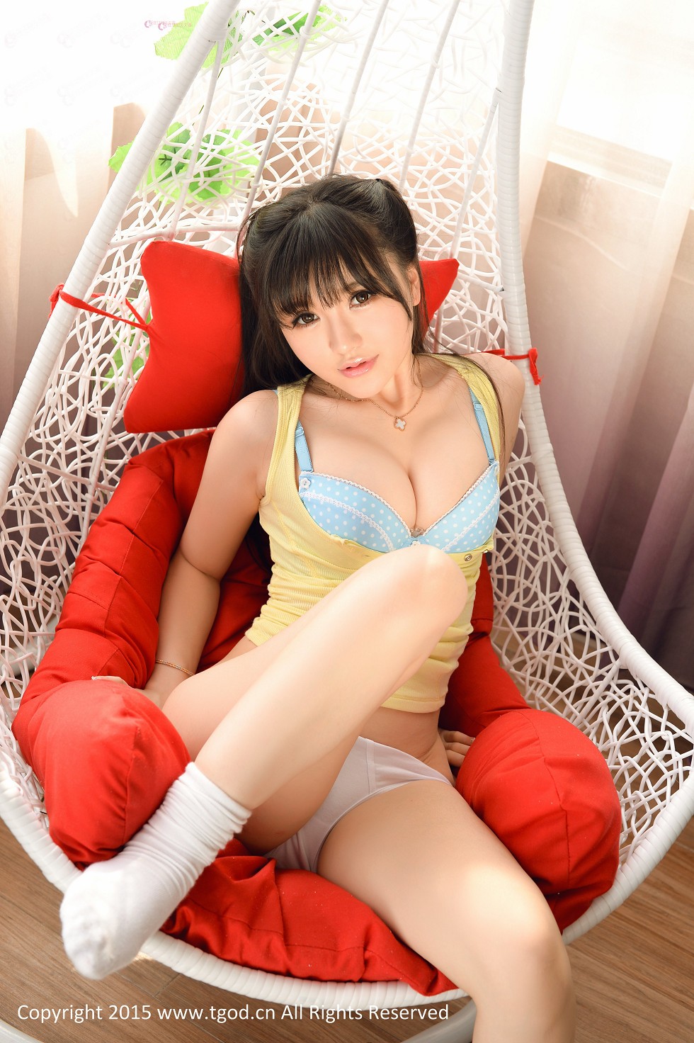[TGOD推女神]2015.08.06_人气嫩模米妮mini童颜巨乳性感翘臀诱惑写真43P
