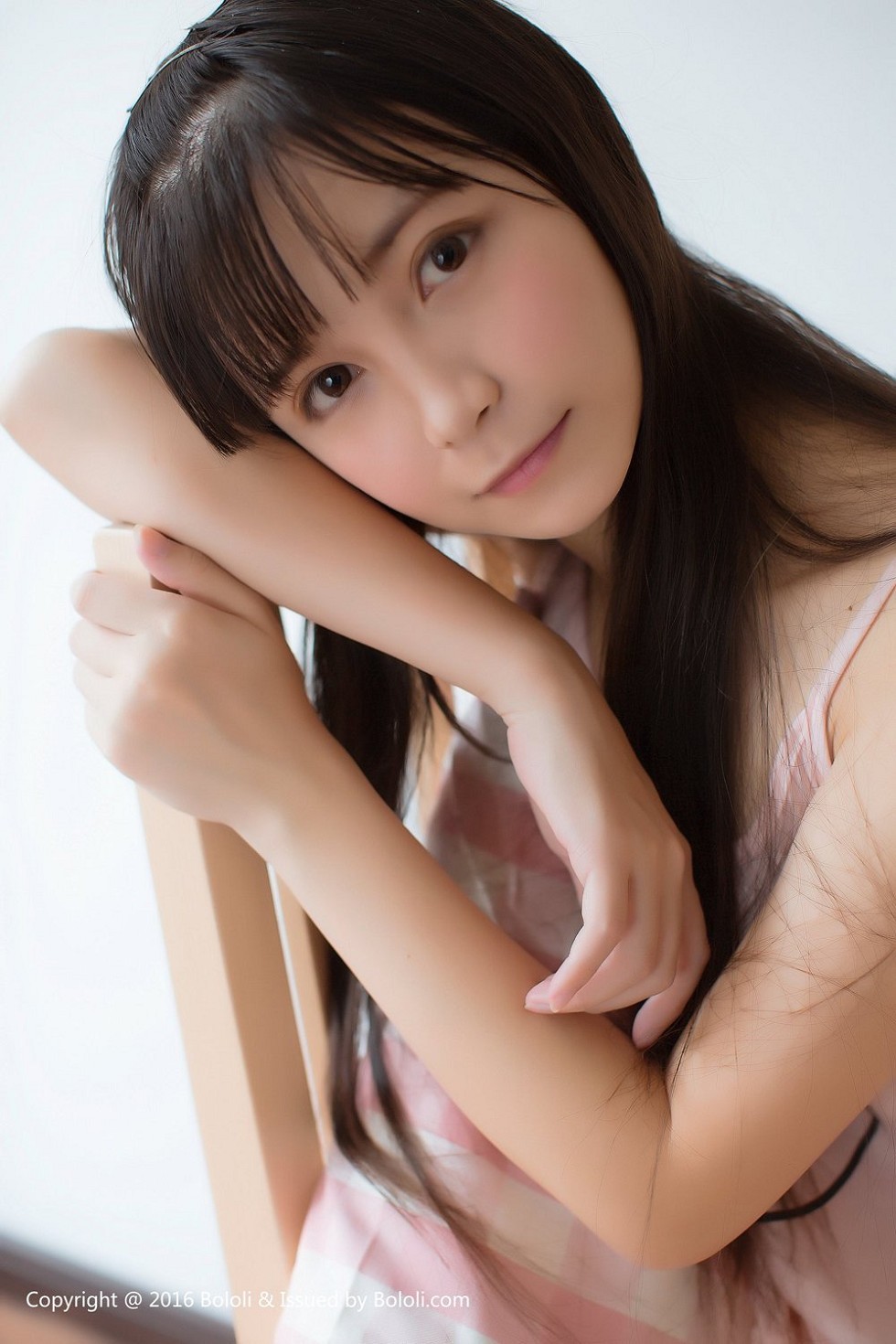 [BoLoli波萝社新刊]Vol.038_嫩模鱼丸居家真空睡衣闺房清爽迷人写真30P