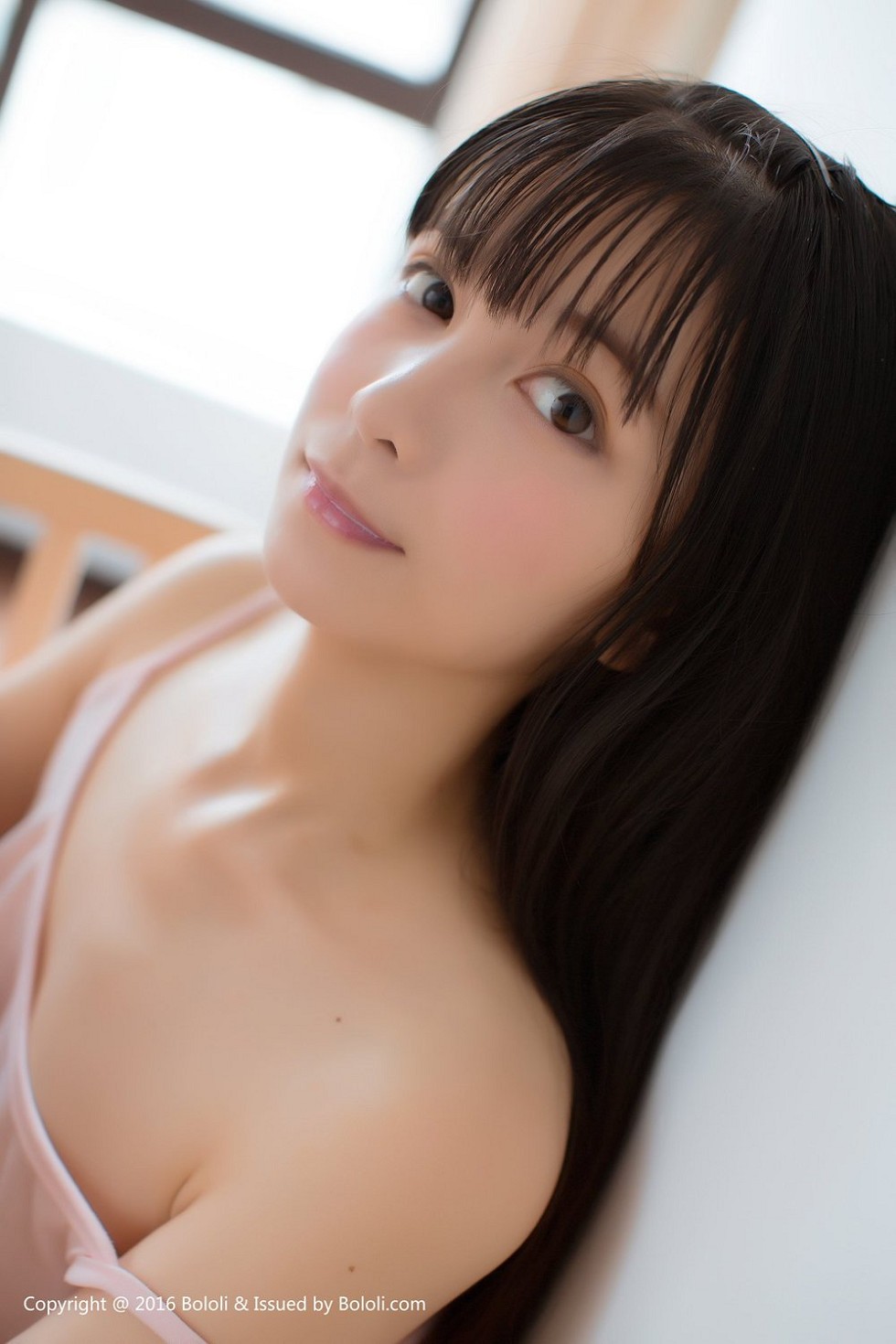 [BoLoli波萝社新刊]Vol.038_嫩模鱼丸居家真空睡衣闺房清爽迷人写真30P