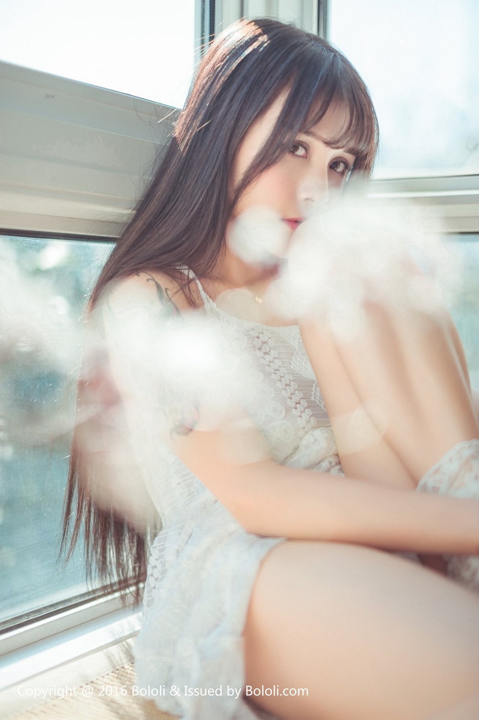 [BoLoli波萝社新刊]Vol.040_嫩模夏美酱卧室私房白色连身裙+蕾丝内裤完美诱惑写真87P