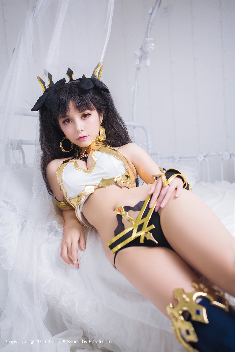 [BoLoli波萝社新刊]Vol.041_嫩模夏美酱真人Cos伊斯塔凛秀完美身材傲人美乳写真37P