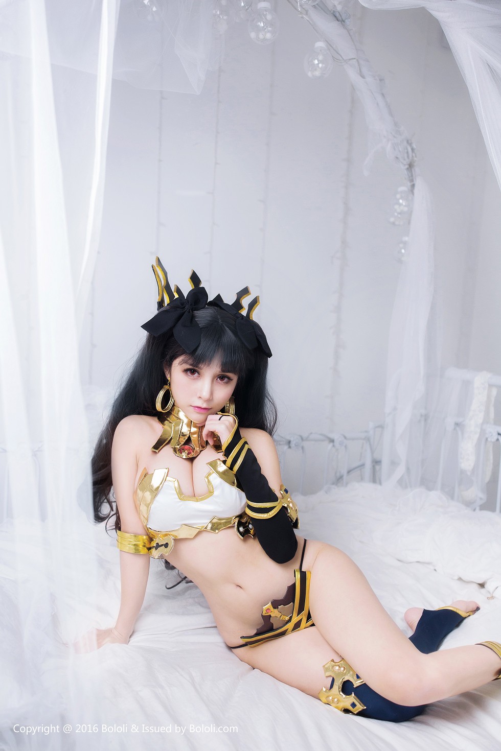 [BoLoli波萝社新刊]Vol.041_嫩模夏美酱真人Cos伊斯塔凛秀完美身材傲人美乳写真37P