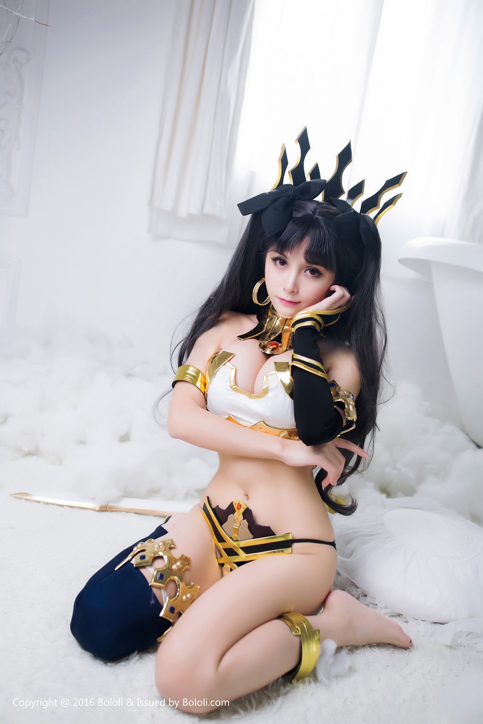 [BoLoli波萝社新刊]Vol.041_嫩模夏美酱真人Cos伊斯塔凛秀完美身材傲人美乳写真37P