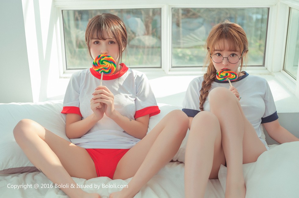 [BoLoli波萝社新刊]Vol.042_嫩模夏美酱＆柳侑绮大尺度私房半裸斗乳诱惑写真50P