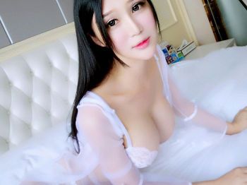 国产嫩模湿吻校花李宓儿高长相大尺度丰乳豪乳海量性感写真111P