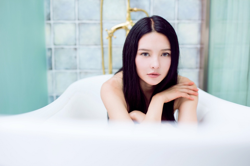 段王爷众筹私拍美女樱桃私房大尺度全裸人体艺术诱惑写真63P