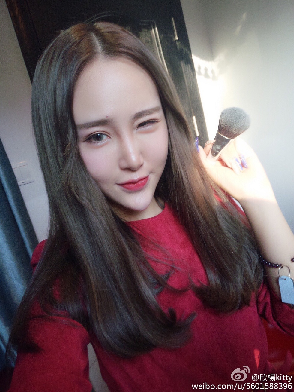 鲜肉嫩模欣杨Kitty完美身材性感微博系列写真105P