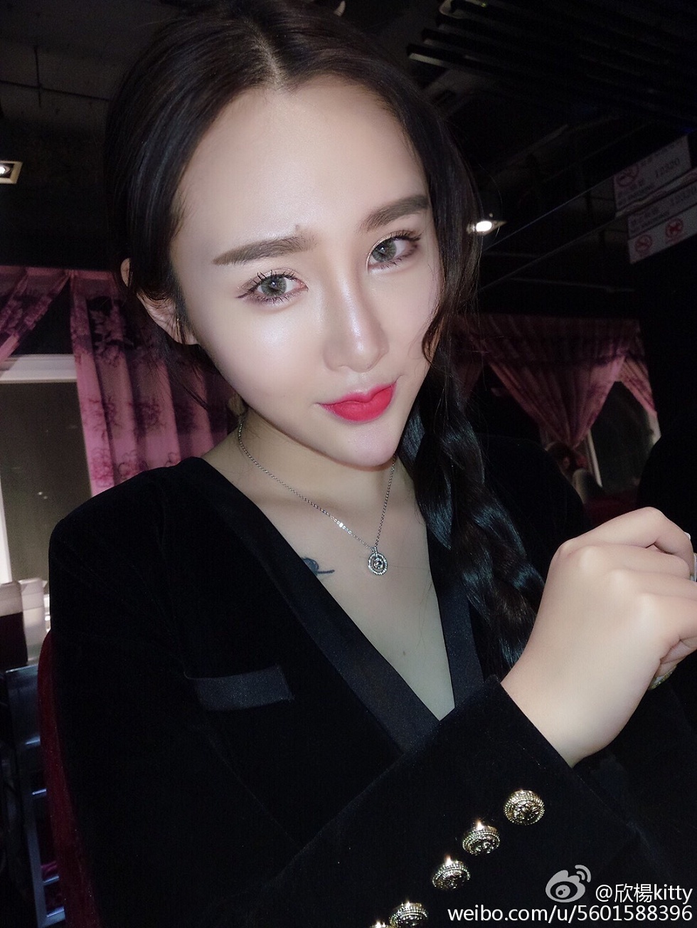 鲜肉嫩模欣杨Kitty完美身材性感微博系列写真105P