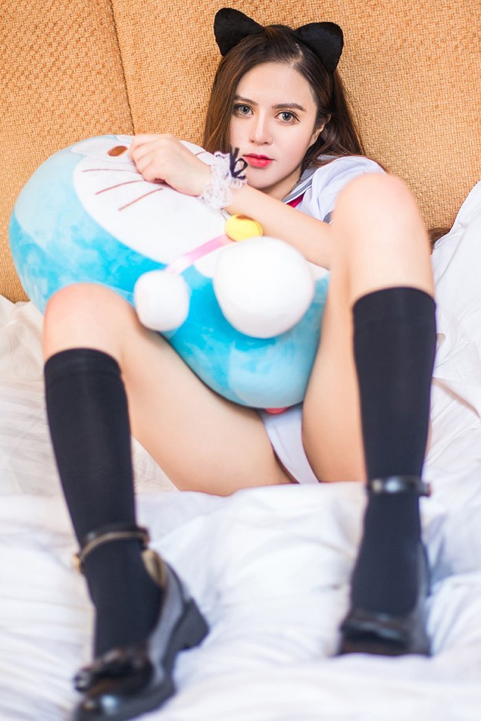 可爱学妹coco全裸上阵美体勾人欲火(图44)