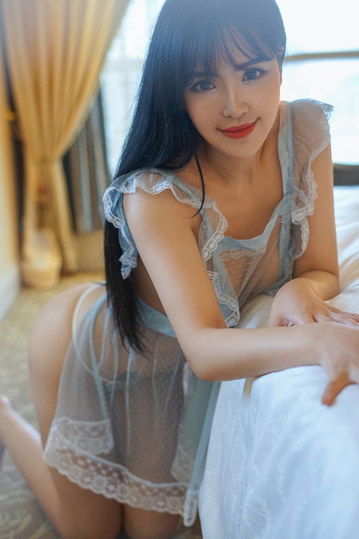 性感尤物刘钰儿真空上阵秀丰乳肥臀(图19)