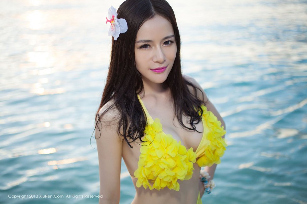 XiuRen第069期_嫩模nancy小姿泳池诱惑写真秀73P