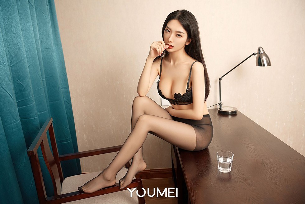 [YouMei尤美]Vol.061_嫩模小热巴私房黑色内衣配无内黑丝裤袜撩人诱惑写真28P
