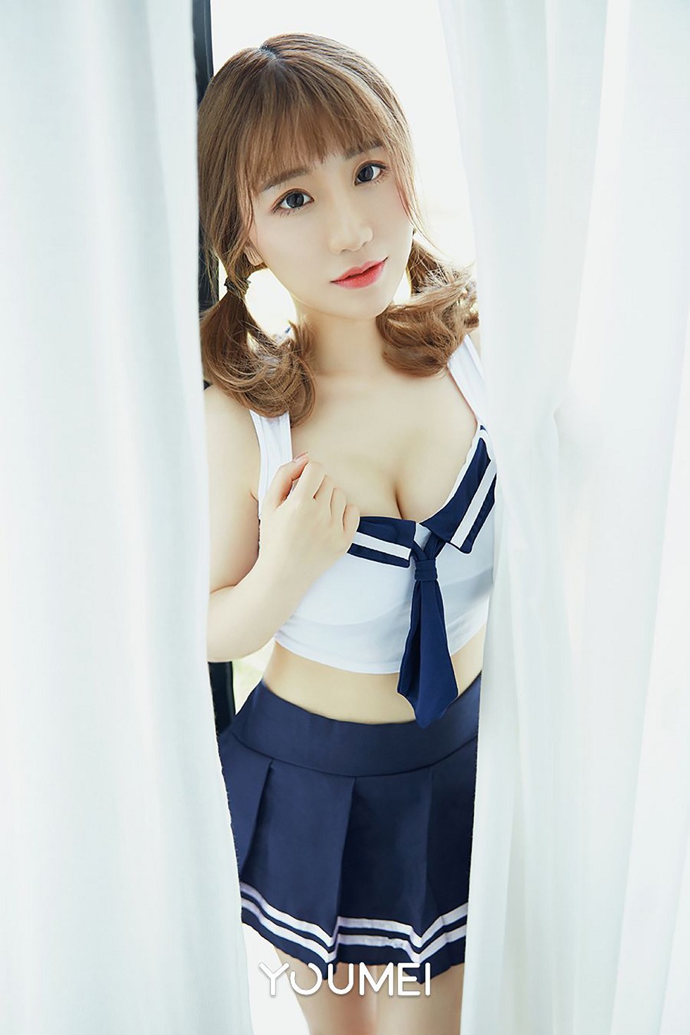 [YouMei尤美]Vol.066_嫩模绯月樱-Cherry性感学生制服撩裙露黑色丁字裤诱惑写真23P