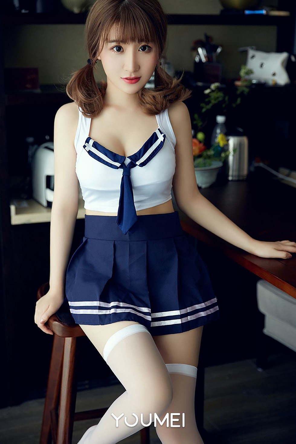 [YouMei尤美]Vol.066_嫩模绯月樱-Cherry性感学生制服撩裙露黑色丁字裤诱惑写真23P