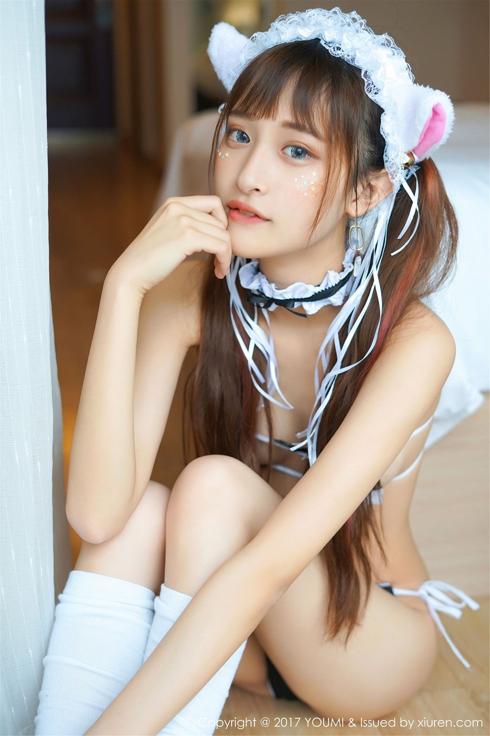 [YouMi尤蜜荟]Vol.051_嫩模little贝壳三点式比基尼+蕾丝兔女郎花样诱惑写真59P