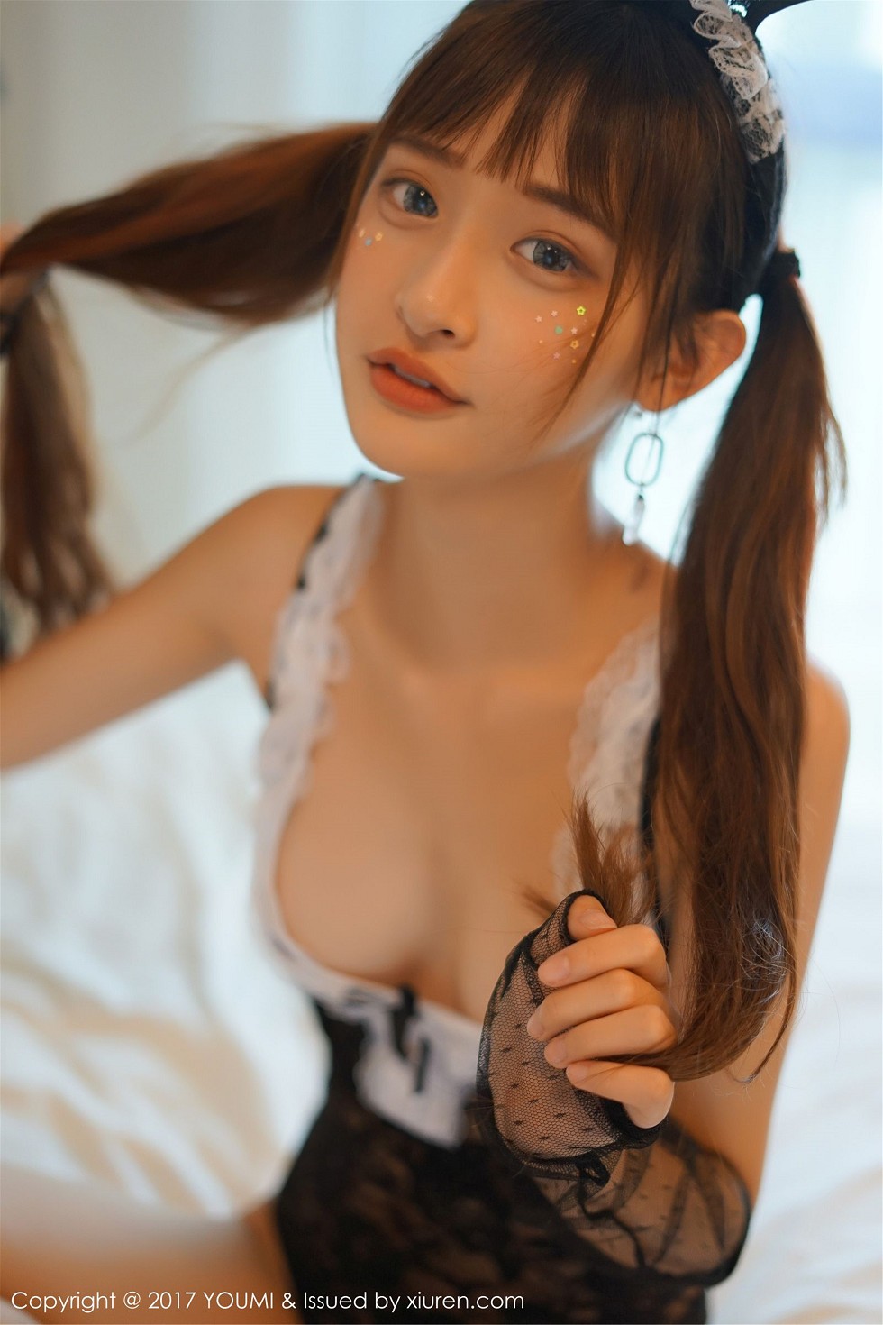 [YouMi尤蜜荟]Vol.051_嫩模little贝壳三点式比基尼+蕾丝兔女郎花样诱惑写真59P