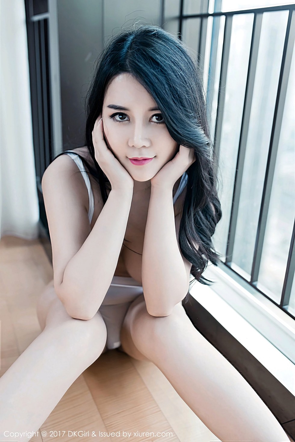 [DKGirl御女郎]Vol.042_性感美女Sukki居家黑色蕾丝情趣内衣秀火辣身材诱惑写真48P