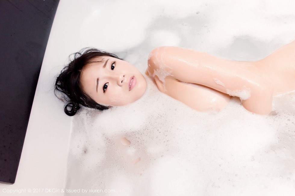 [DKGirl御女郎]Vol.046_嫩模仓井优香日系真空和服+大尺度浴缸里全裸诱惑写真56P