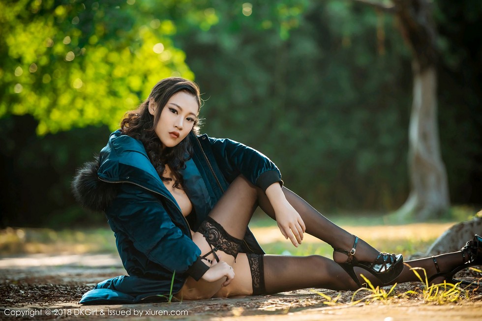 [DKGirl御女郎]Vol.057_嫩模梦倩户外大尺度真空演绎豪乳美腿完美诱惑写真54P